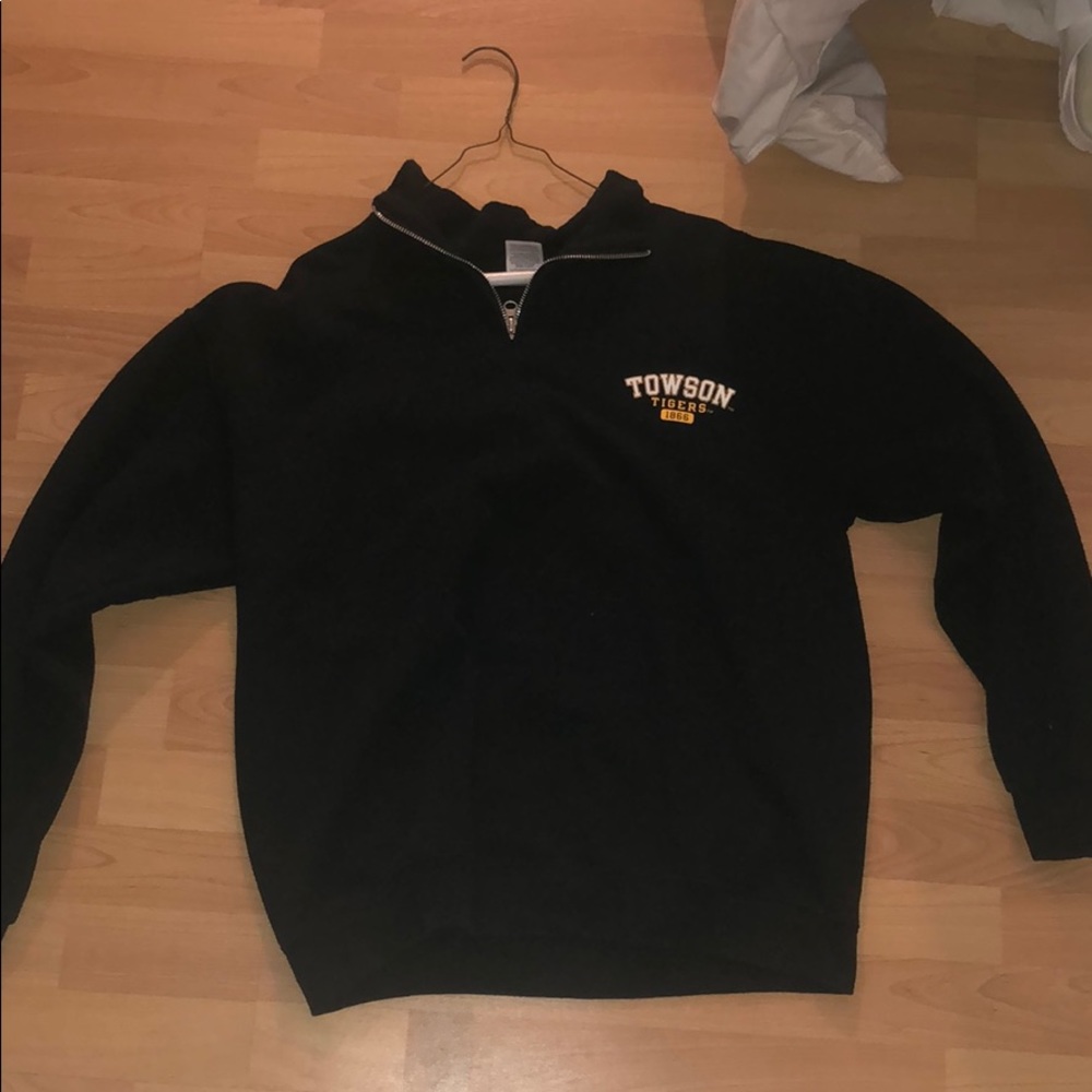 Towson tigers Gilden quarter zip sweatshirt